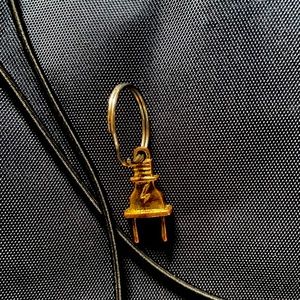 Plug pendant